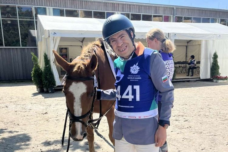 Вяра и Виктор - посланици за равни възможности и приобщаващи общности