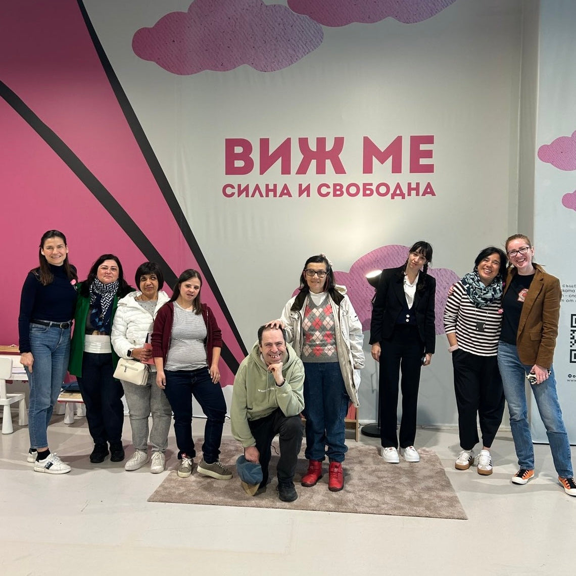 По стъпките на проекта „Сигурен свят“: Посещение на POP UP читалнята на EMPROVE