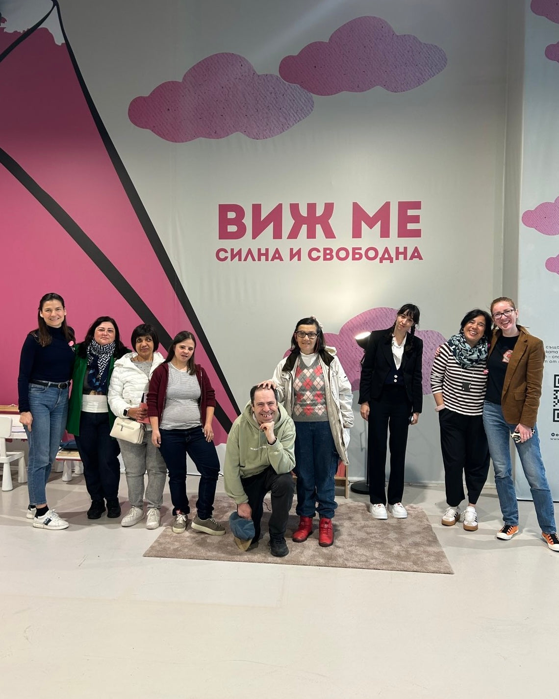 По стъпките на проекта „Сигурен свят“: Посещение на POP UP читалнята на EMPROVE