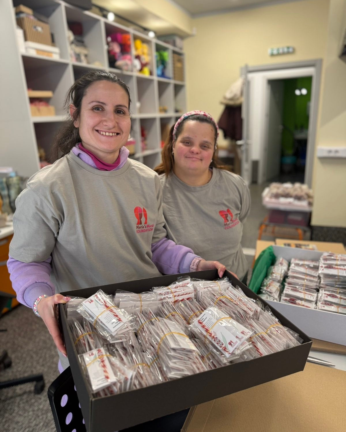 С кауза и вдъхновение: Мартениците на нашите младежи за Vivacom