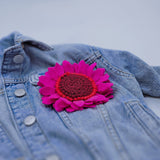 Елегантна брошка гербер