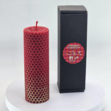 Елегантна восъчна свещ в червено и златно