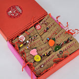 Комплект от 12 бр. мартеници за ръка за близки и приятели