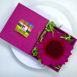 Елегантна брошка гербер