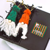 Комплект висулки - джуджета за весело коледно настроение - в зелено и оранжево