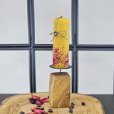 Ръчно изработен дървен свещник в комплект с восъчна свещ