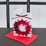 Ръчно изработена 3D картичка в червено и цикламено